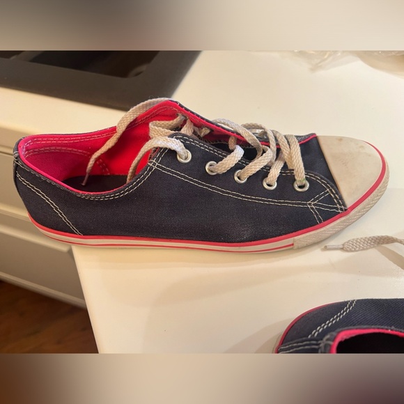 CONVERSE DENIM & PINK LADIES ALL STAR SHOE SIZE 8 - Picture 10 of 11
